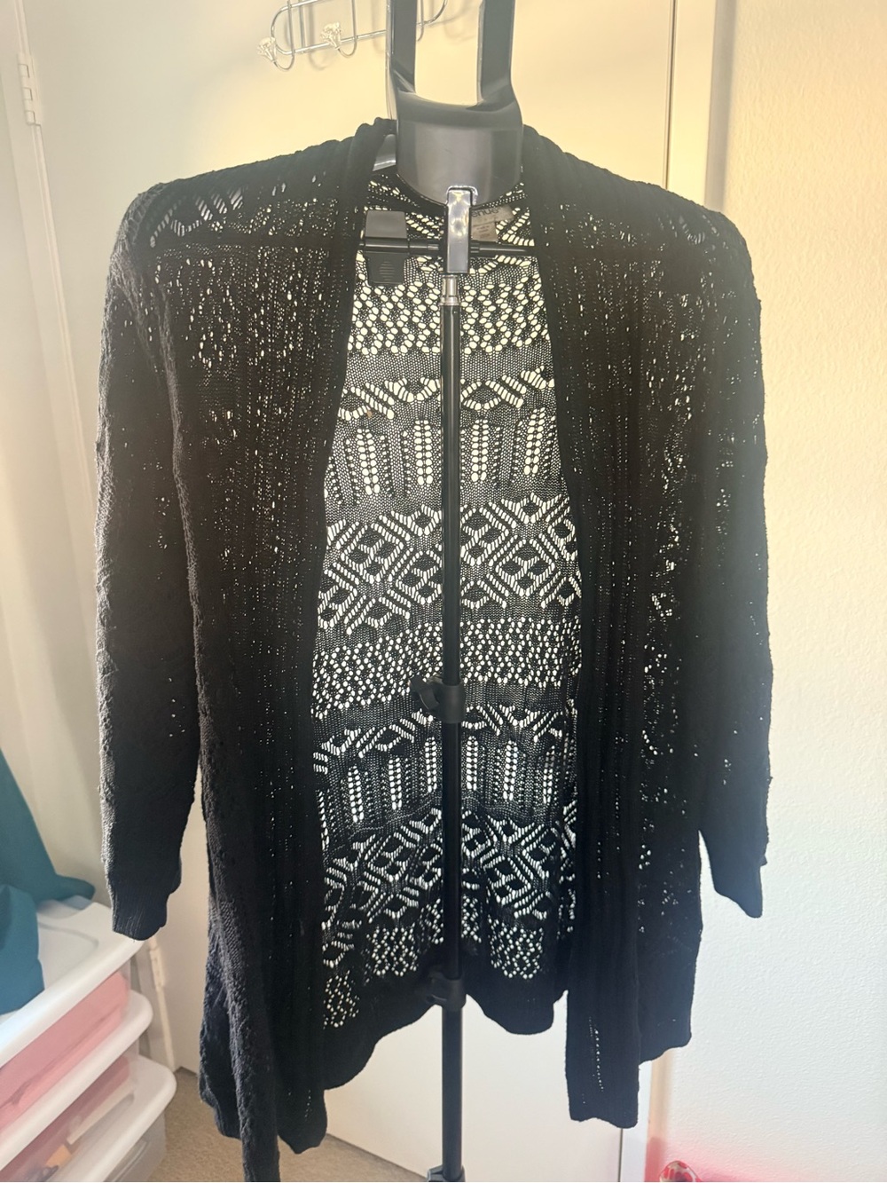 Avenue Black Open-Front Knit Cardigan